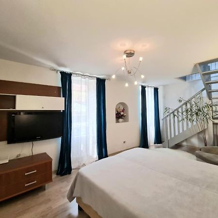 Happy House Apartman Brassó Kültér fotó