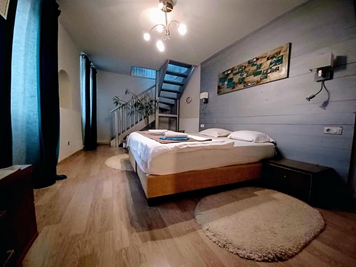 Happy House Apartman Brassó Kültér fotó